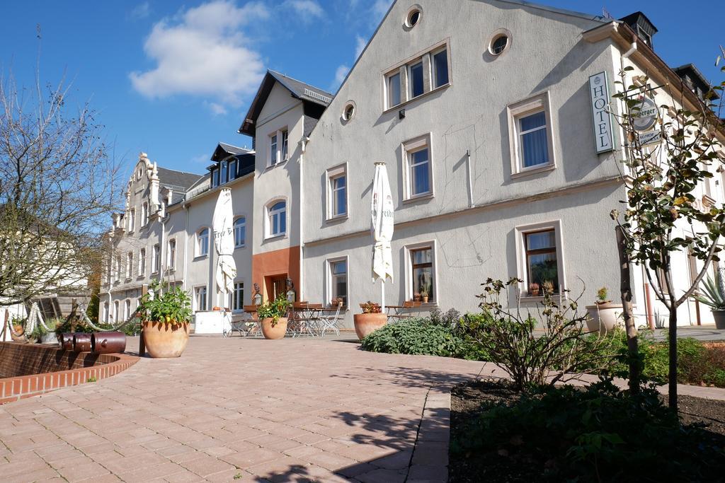 Hotel Garni Brauhof Niederwiesa Екстериор снимка